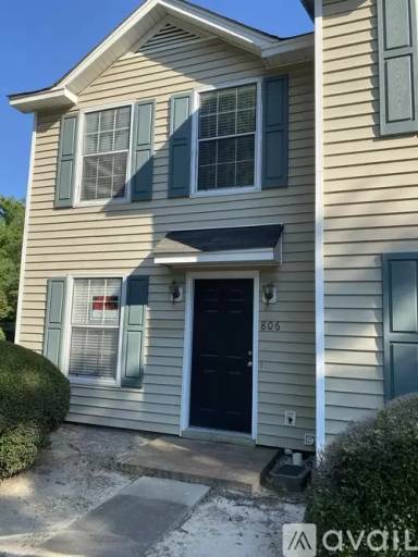 Main picture of 806 Whaley St