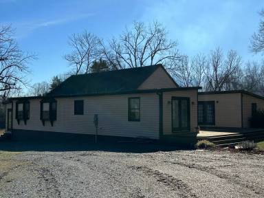 Main picture of 1876 Old Tower Hill Rd
