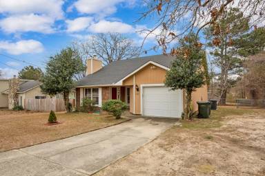 Main picture of 1225 Hoke Loop Rd
