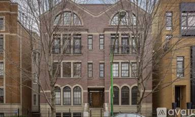 Main picture of 1221 N Paulina St