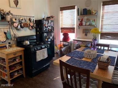Main picture of 320 Orms St