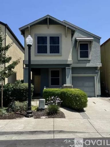 Main picture of 221 4th St