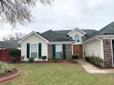 Main picture of 61 Teal Lake Dr