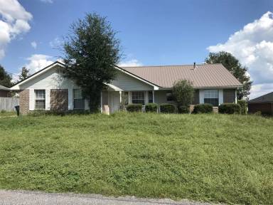 Main picture of 334 Riverchase Blvd