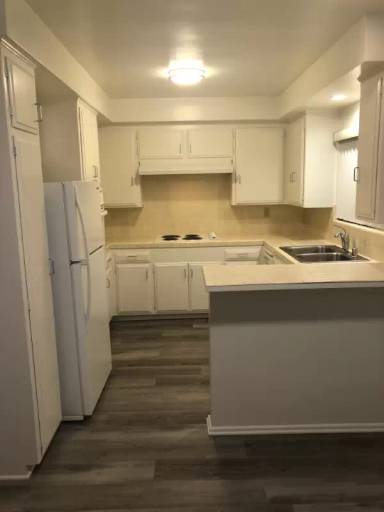 Main picture of 56 Brentwood Ave