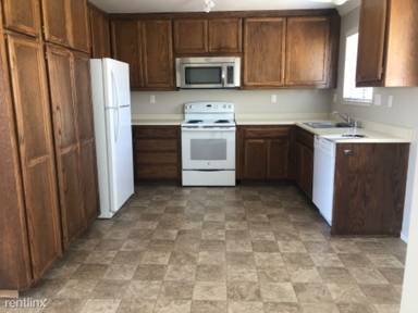 Main picture of 539 Studley St
