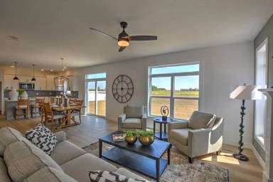 Main picture of 230 Lea Ln