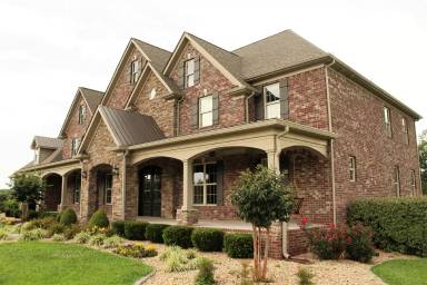 Main picture of 3220 Baker Ln