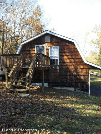 Main picture of 108B Cedar Hill Ln