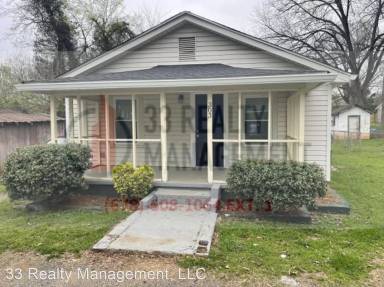 Main picture of 303 Strand St SW