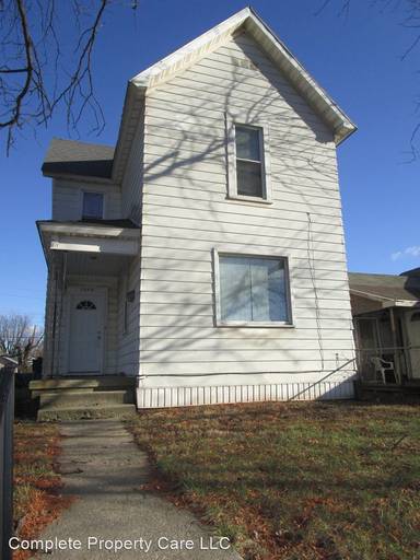Main picture of 2406 S Walnut St
