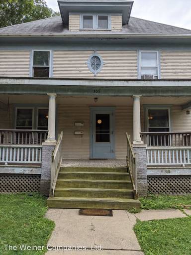 Main picture of 305 W Washington St