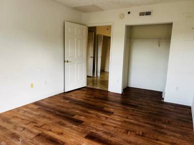 Main picture of 24 Rosette Ln