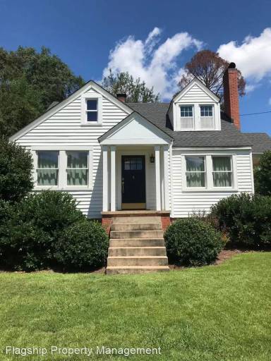Main picture of 109 Moultrie St