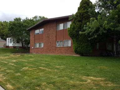 Main picture of 3760 Grant Ave