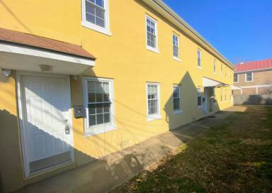 Main picture of 1115 Winchester St