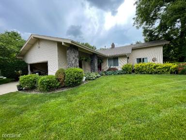 Main picture of 155 Rue Grand Dr