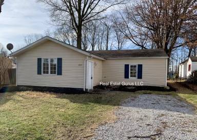 Main picture of 3230 S Bender Ave