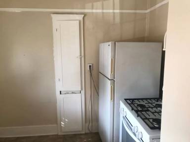 Main picture of 2802 6th Ave