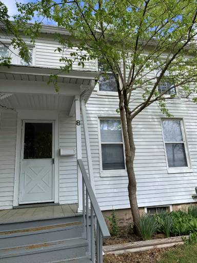 Main picture of 6 S Greenwood Ave
