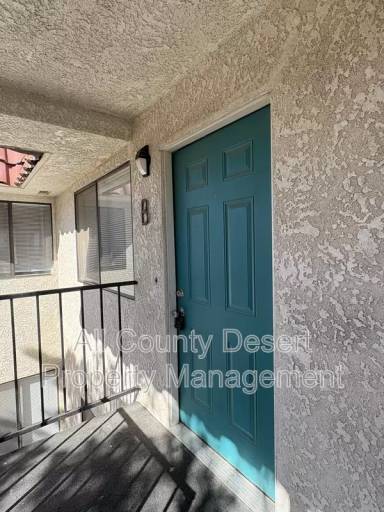 Main picture of 68180 Calle Las Tiendas