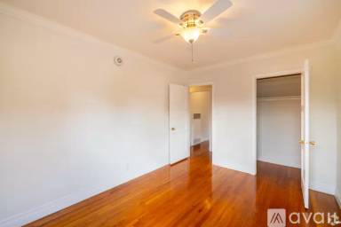 Main picture of 5025 Cahuenga Blvd