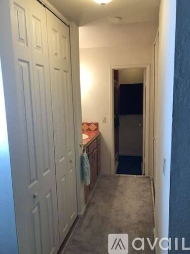Main picture of 1720 Halford Ave