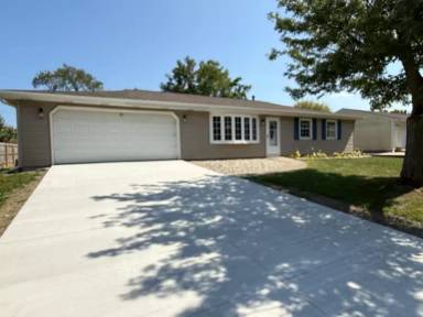 Main picture of 627 Osage Rd