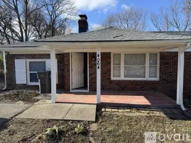 Main picture of 4064 N Drexel Ave