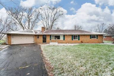 Main picture of 887 Grove Hill Dr
