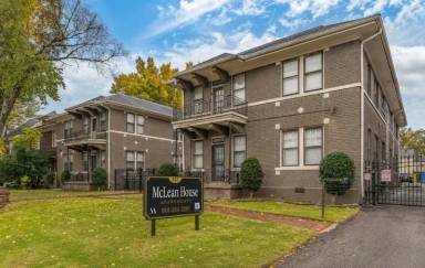 Main picture of 31 S McLean Blvd