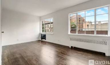 Main picture of 64 W 8th St