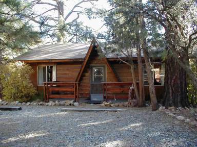 Main picture of 305 Pine Ln