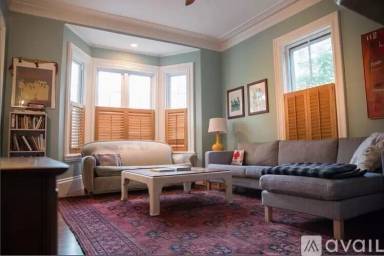Main picture of 11 Eliot St