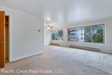 Main picture of 5319 24th Ave NE