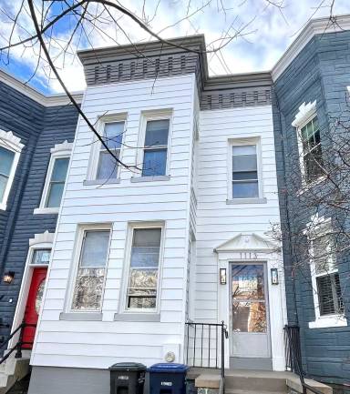 Main picture of 1113 I St NE