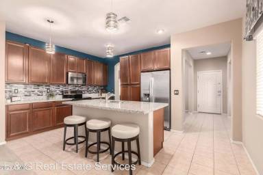 Main picture of 4727 E Redfield Rd