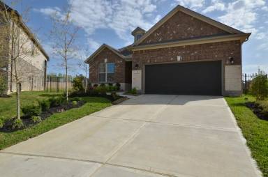 Main picture of 20 Florentino Vine Pl