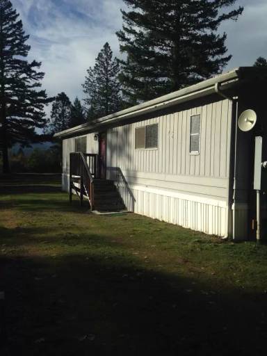 Main picture of 7874 Redwood Hwy
