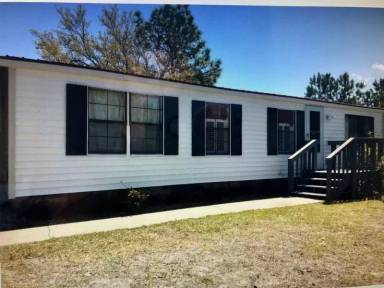 Main picture of 106 Admiral Ct