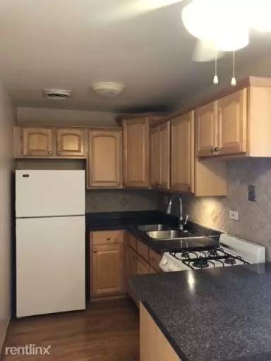 Main picture of 4600 N Cumberland Ave