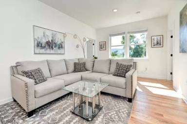 Main picture of 610 Mill St