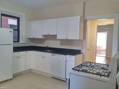 Main picture of 114 Hemenway St