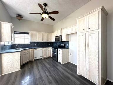 Main picture of 1922 79th St