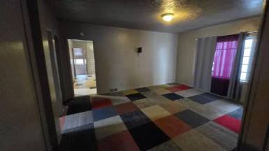 Main picture of 626 Jay St