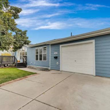 Main picture of 5045 W Custer Pl