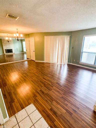 Main picture of Devonshire Condominiums