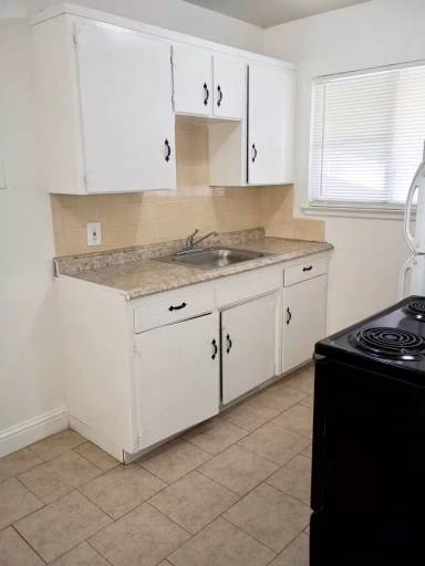 Main picture of 1421 N Palm Ave