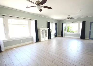 Main picture of 134-140 Bonito Ave