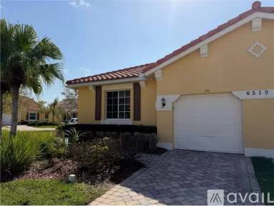 Main picture of 6510 Oxford Cir